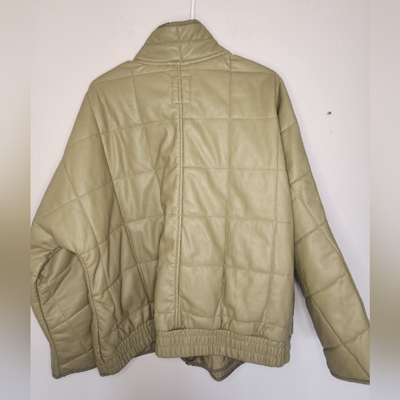 New free people Dolman Quilted Vegan Jacket - Picture 4 of 4